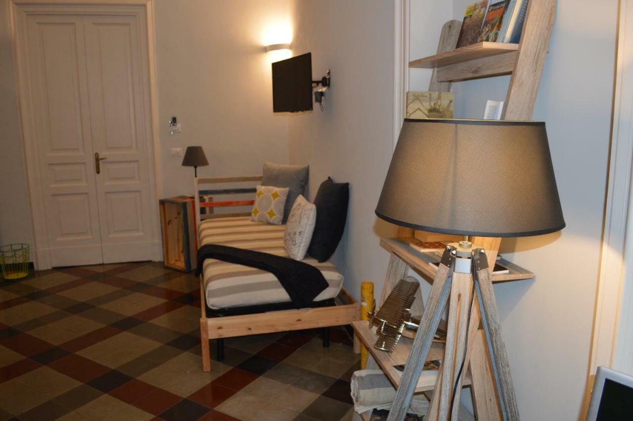 Bed, Book & Breakfast Landolina